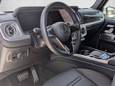 Certified 2025 Mercedes-Benz G 550 image 9