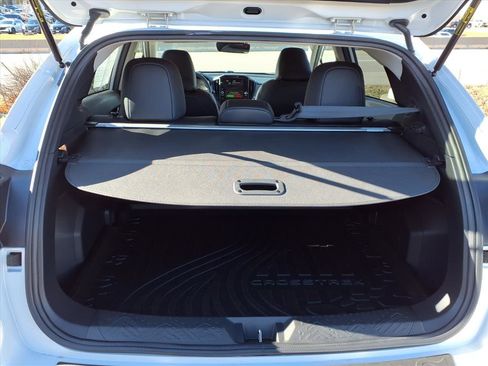 Certified 2025 Subaru Crosstrek 2.5i Limited w/ Crosstrek Mirror Package image 21