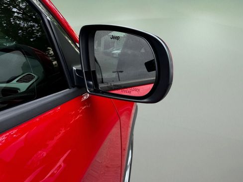 Used 2021 Jeep Compass Latitude w/ Sun and Sound Group image 25