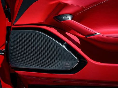 Used 2021 Ferrari Roma image 29