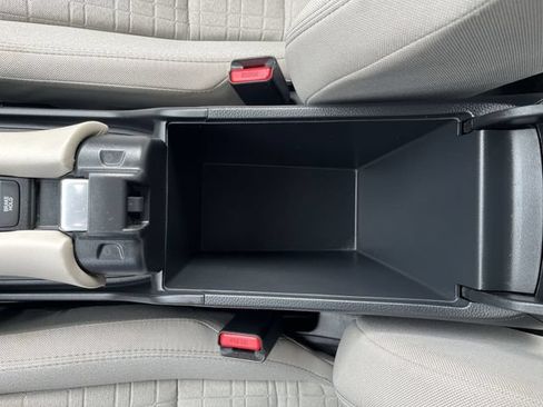 Used 2025 Honda HR-V LX image 23