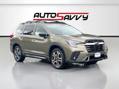 Used 2025 Subaru Ascent Touring w/ Popular Package #1