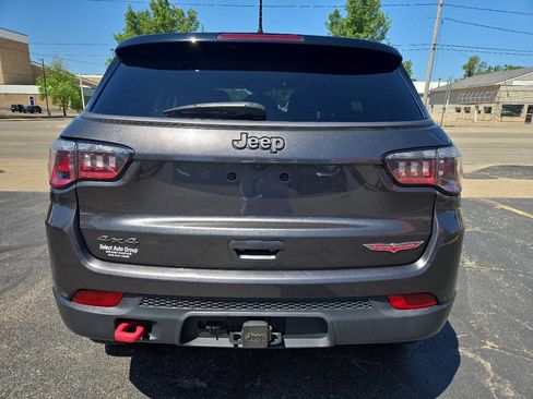Used 2018 Jeep Compass Trailhawk w/ Leather Interior Group AWD/4WD image 7