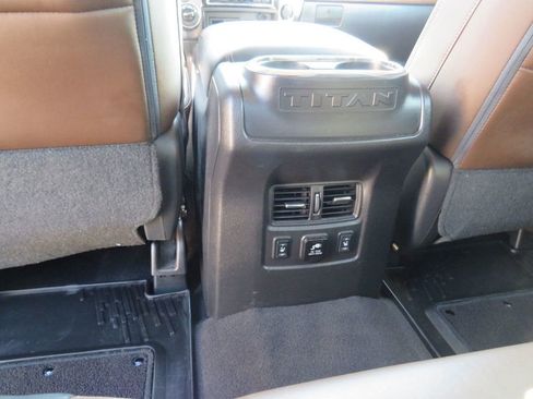 Used 2017 Nissan Titan Platinum Reserve image 11