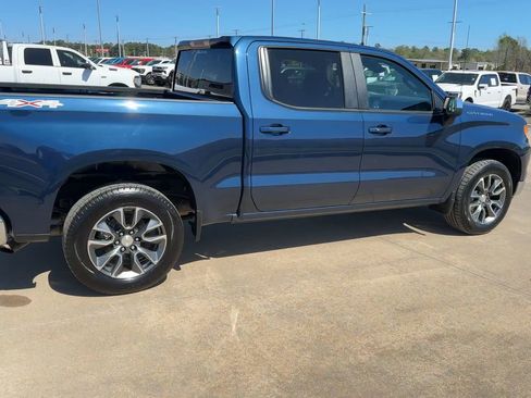 Used 2023 Chevrolet Silverado 1500 LT image 9