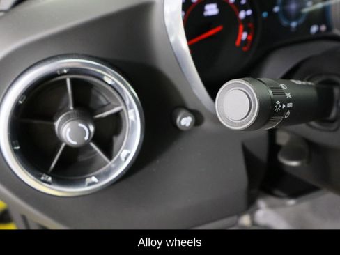 Used 2017 Chevrolet Camaro SS image 16