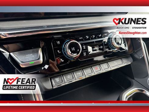 Used 2026 GMC Sierra 3500 Denali Ultimate w/ Snow Plow Prep/Camper Package image 40