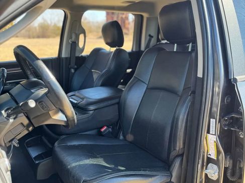 Used 2018 RAM 2500 Laramie w/ Sport Appearance Group image 11