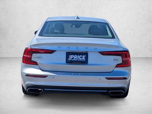 Used 2022 Volvo S60 B5 Inscription w/ Advanced Package image 7