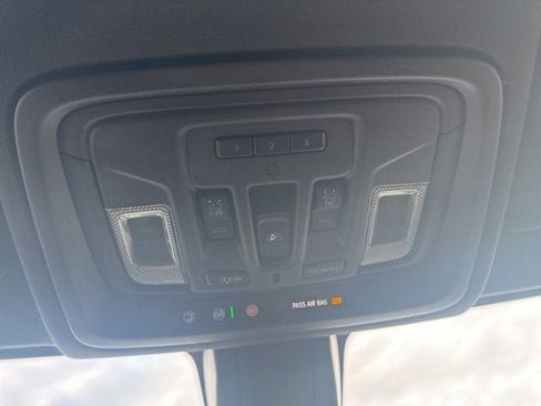 Used 2020 GMC Sierra 3500 AT4 w/ AT4 Premium Package image 35