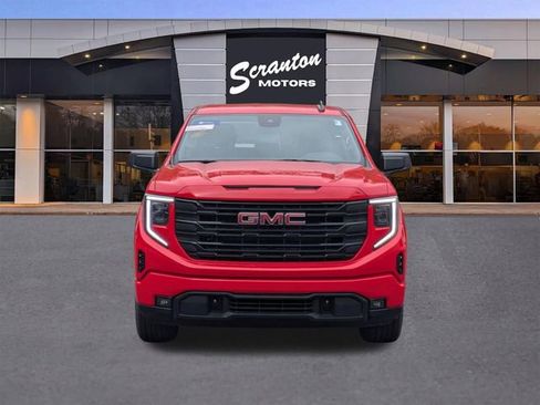 Used 2024 GMC Sierra 1500 Elevation AWD/4WD image 8