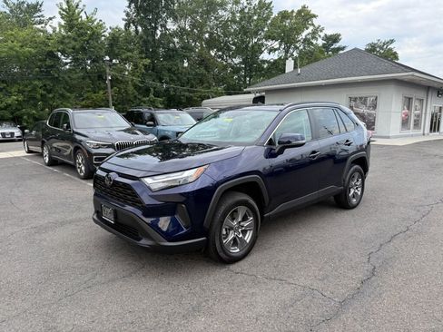 Used 2024 Toyota RAV4 XLE w/ Convenience Package AWD/4WD image 3
