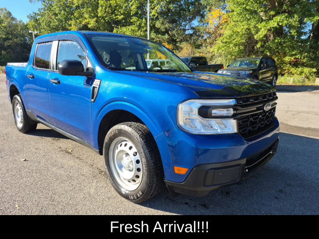 Used 2024 Ford Maverick XL FWD image 2