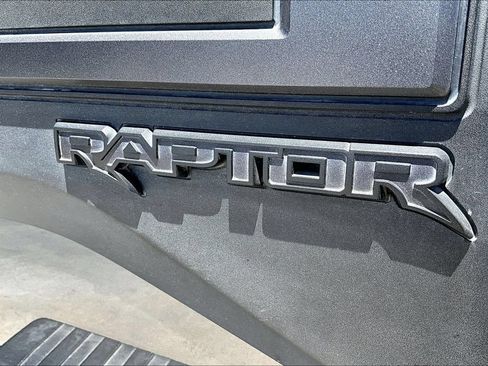 Used 2020 Ford F150 Raptor w/ Equipment Group 802A Luxury AWD/4WD image 24