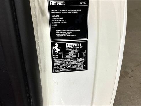 Used 2021 Ferrari 812 GTS RWD image 17