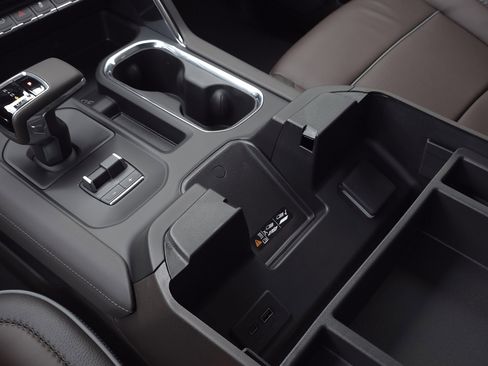 New 2026 GMC Sierra 1500 Denali w/ Denali Reserve Package image 16