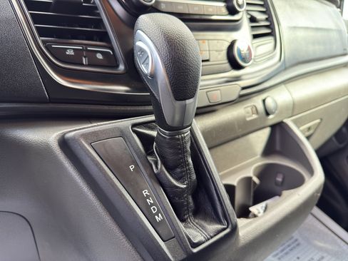 Used 2020 Ford Transit 350 DRW image 14