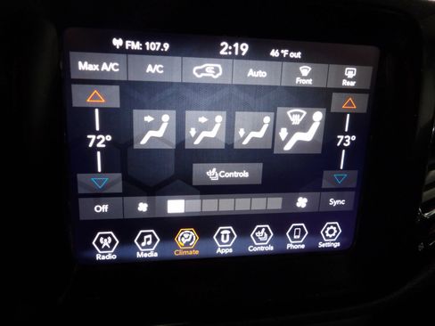 Used 2020 Jeep Compass Limited image 15