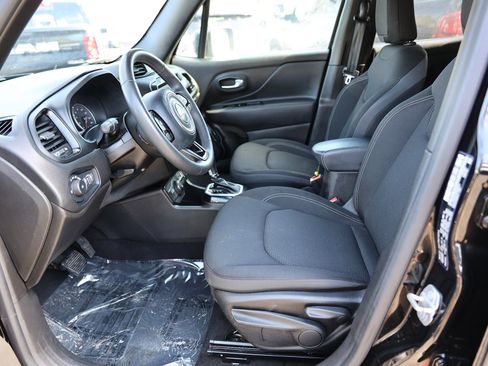 Used 2022 Jeep Renegade Altitude image 15