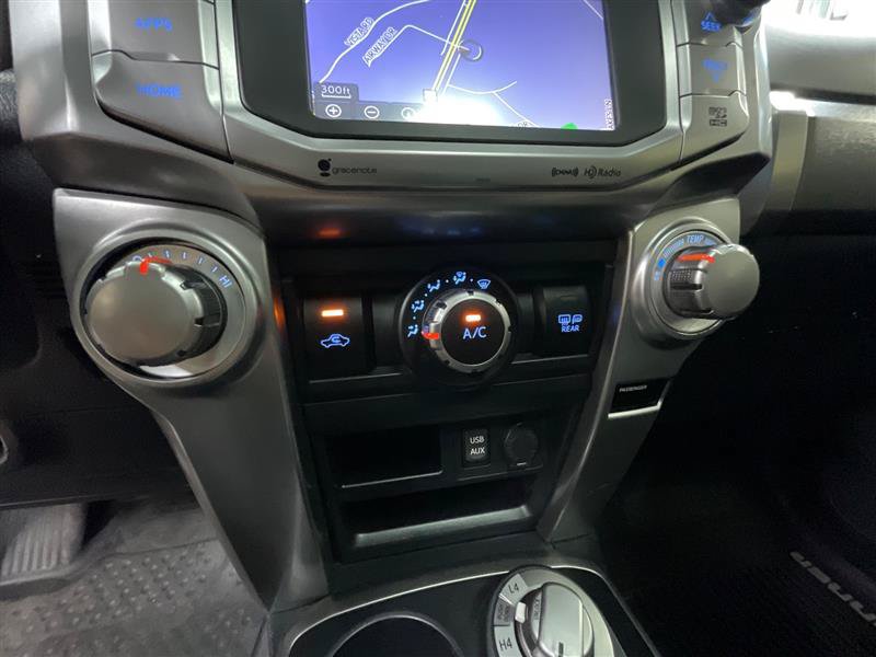 Used 2018 Toyota 4Runner SR5 Premium AWD/4WD image 19