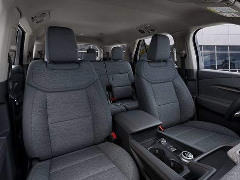 New 2027 Ford Explorer Active RWD image 10