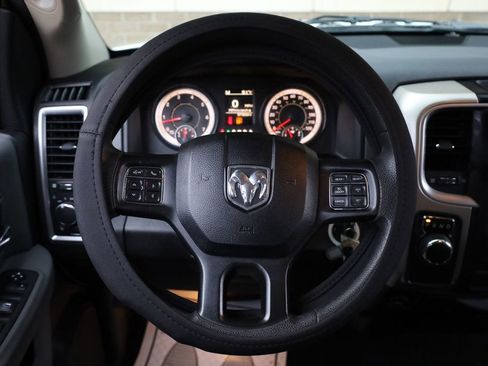 Used 2019 RAM 1500 Classic SLT image 28