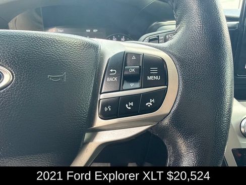 Used 2021 Ford Explorer XLT w/ Equipment Group 202A RWD image 26
