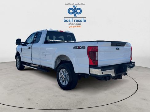 Used 2022 Ford F250 XLT w/ XLT Value Package AWD/4WD image 4