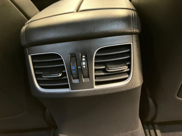 Used 2018 Genesis G80 3.8 w/ Option Group 02 RWD image 30