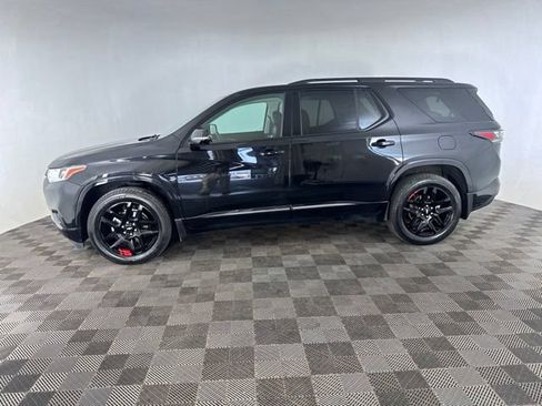 Used 2020 Chevrolet Traverse Premier w/ Redline Edition AWD/4WD image 10