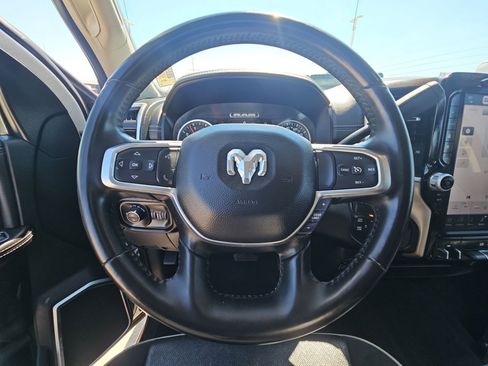 Used 2024 RAM 2500 Laramie AWD/4WD image 17