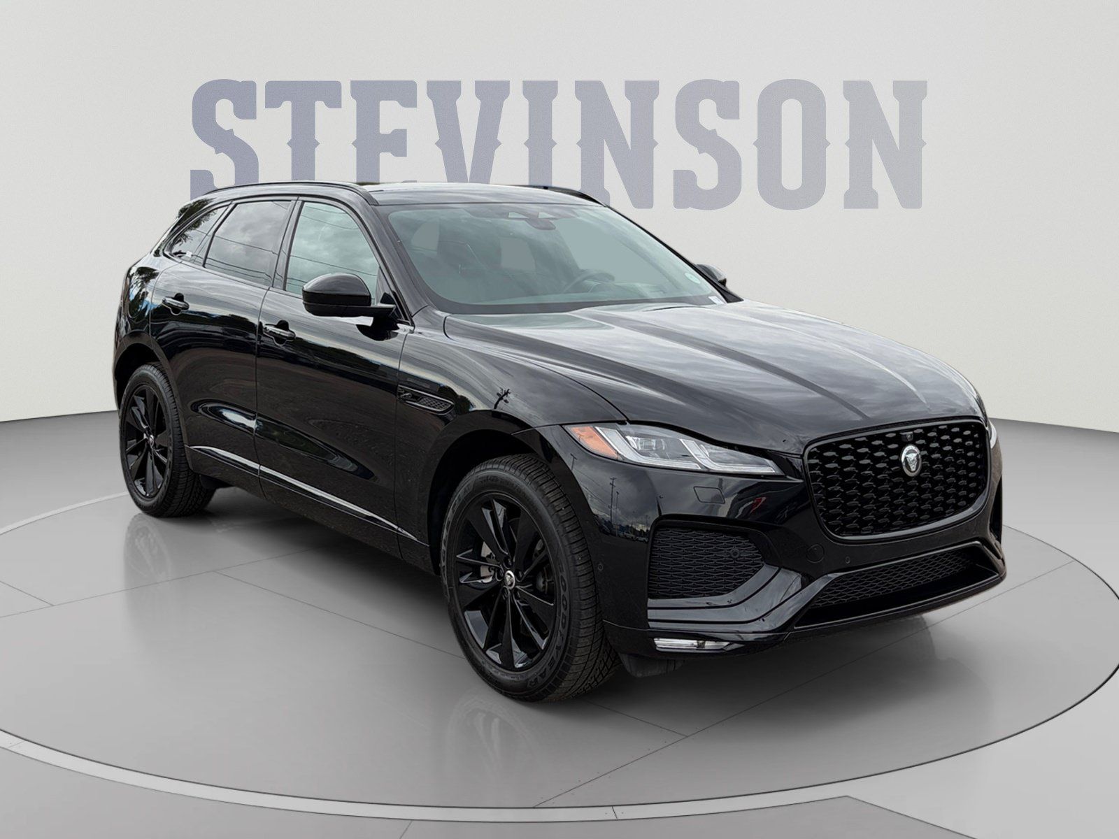 Used 2026 Jaguar F-PACE R-Dynamic S AWD/4WD image 7