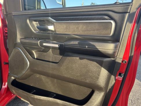 Used 2024 RAM 1500 Laramie image 27