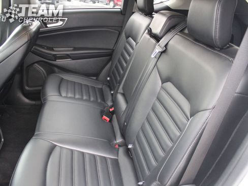 Used 2022 Ford Edge SEL image 21