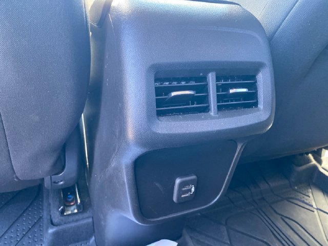Certified 2024 Chevrolet Equinox LT w/ LPO, Floor Liner Package FWD image 19