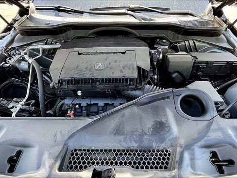 Used 2024 Acura MDX SH-AWD w/ Technology Package image 12