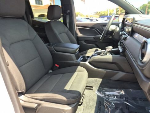 Used 2023 Chevrolet Colorado LT RWD image 21