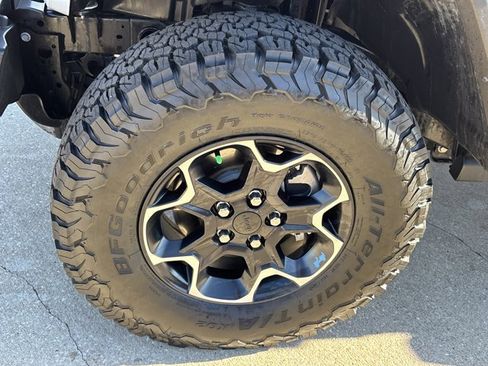 Used 2022 Jeep Wrangler Unlimited Rubicon 4xe w/ Cold Weather Group image 14