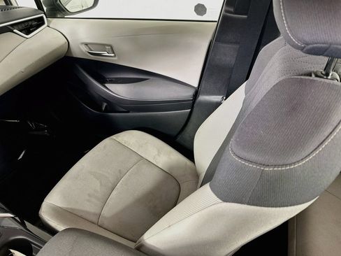 Used 2021 Toyota Corolla LE w/ Carpet Mat Package (TMS) FWD image 23