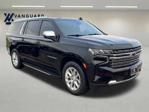 Used 2023 Chevrolet Suburban Premier w/ Advanced Technology Package image 8