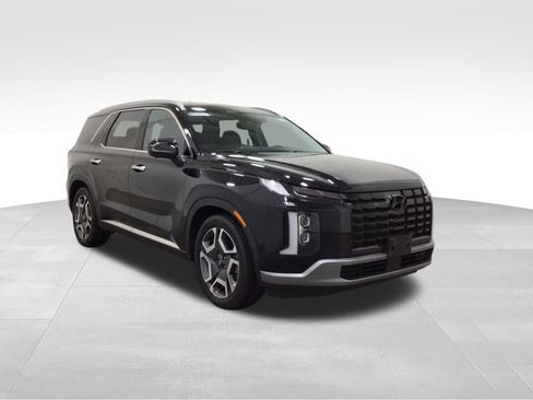 Used 2023 Hyundai Palisade Limited AWD/4WD image 5
