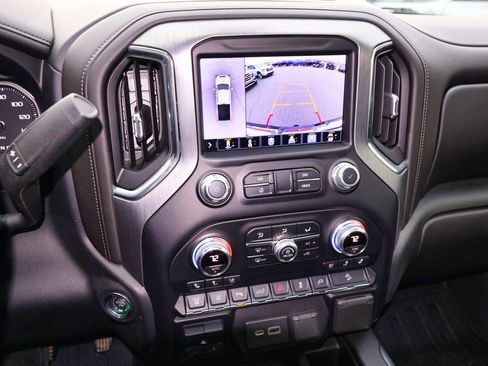 Used 2020 GMC Sierra 3500 Denali w/ Denali Ultimate Package image 18