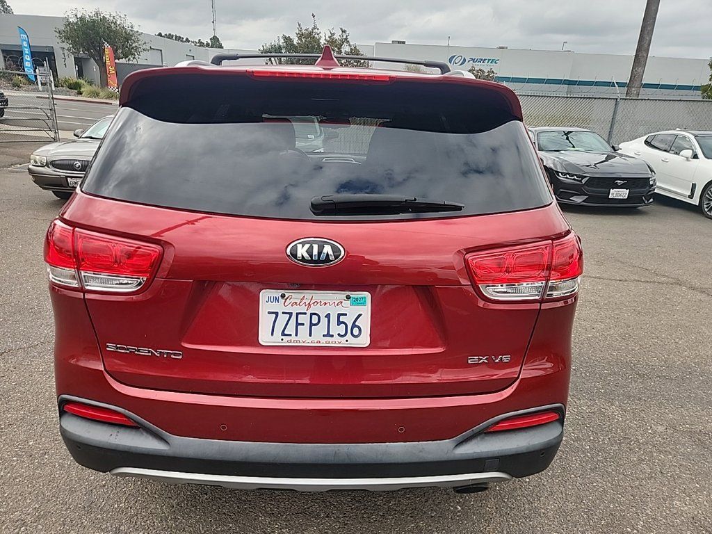 Used 2017 Kia Sorento EX FWD image 12