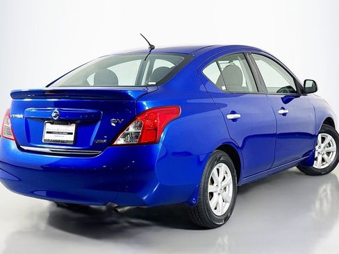 Used 2014 Nissan Versa SV w/ Convenience Package image 11