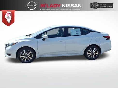 New 2025 Nissan Versa SV w/ Trunk Package image 4