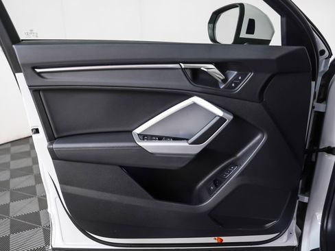 Certified 2022 Audi Q3 2.0T Premium Plus image 23
