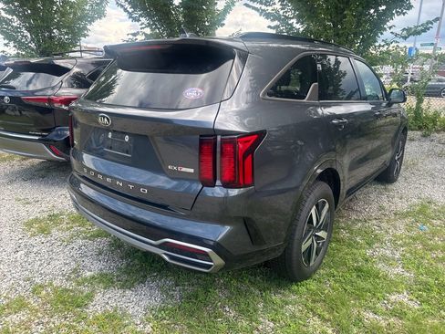 Used 2021 Kia Sorento EX w/ Panoramic Sunroof Package AWD/4WD image 8