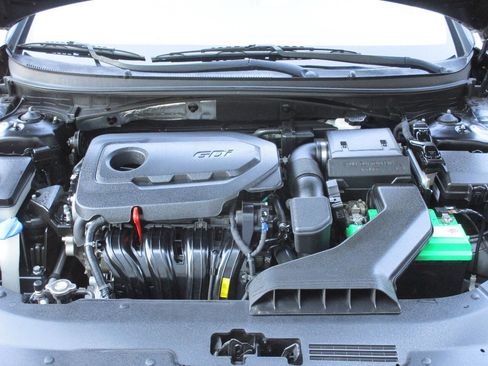 Used 2018 Hyundai Sonata SE image 25