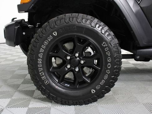 Used 2022 Jeep Wrangler Sport AWD/4WD image 26