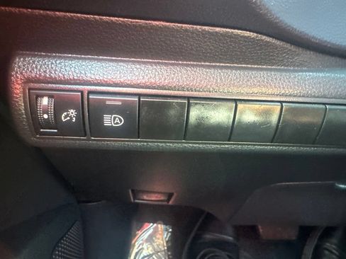 Used 2024 Toyota Corolla LE FWD image 20